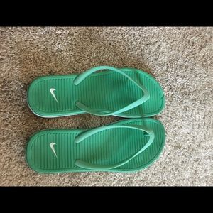 Nike flip flops
